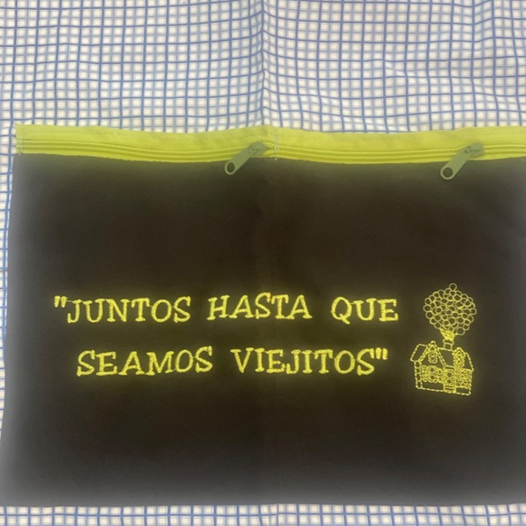 Apron - Picture 3 of 4